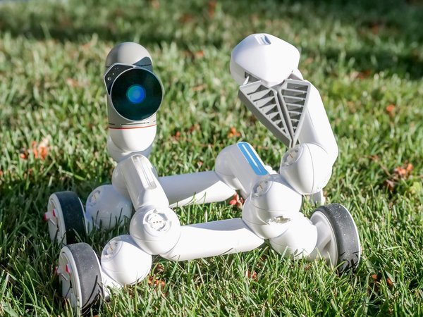 Quelle est la meilleure façon de synchroniser des données entre plusieurs dispositifs avec une station d'accueil USB-C?