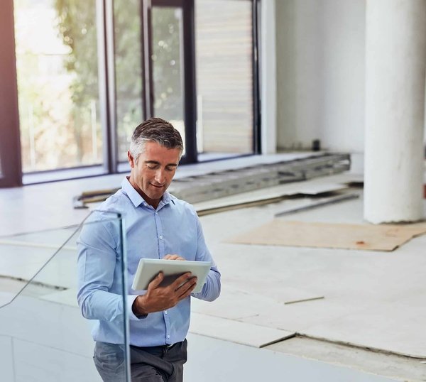 Comment utiliser efficacement une tablette graphique pour l'édition de photos dans Adobe Photoshop?